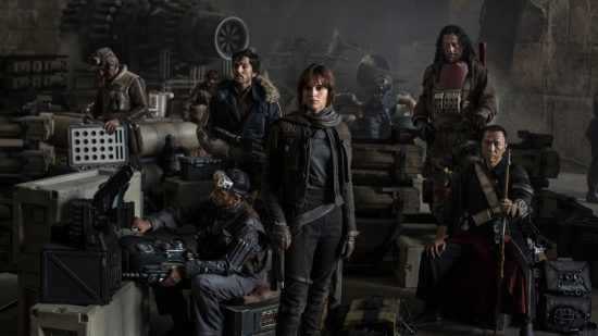 La squadra multiculturale e multietnica di Rogue One. Nella foto manca il droide, perché della loro minoranza non frega un cazzo a nessuno.