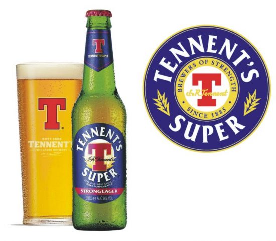 Tennent's Super, con la sua delicata nota di vomito. Mmmh-mmmh, fenomenale!